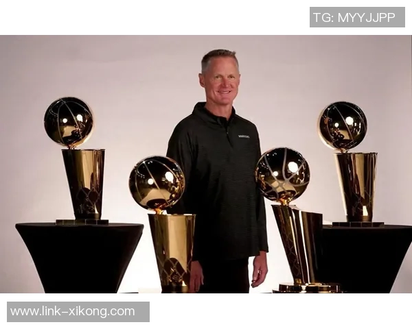 科尔谈新赛季续约无望未来发展仍需静观其变