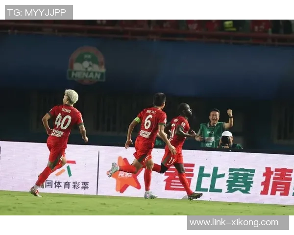 川超精彩绝伦补时逆转遂宁门将头球绝平广安队震撼全场 川超精彩绝伦补时逆转遂宁门将头球绝平广安队震撼全场