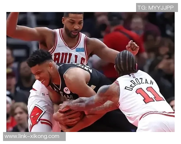 小卡表现低迷9投仅3中全场仅得10分正负值惨淡25