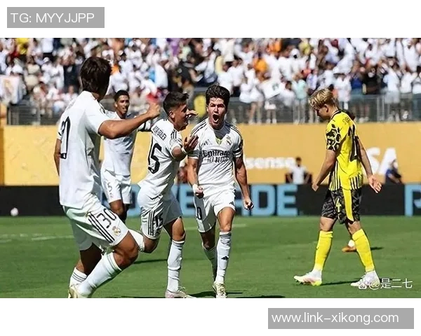 外媒报道赫伊森吕迪格阿诺德等五名球员缺席皇马训练引发关注