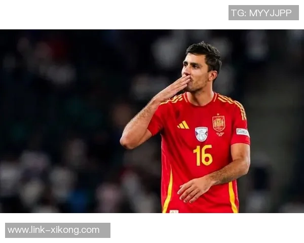 曼城官推庆祝罗德里获金球奖一周年回顾精彩瞬间