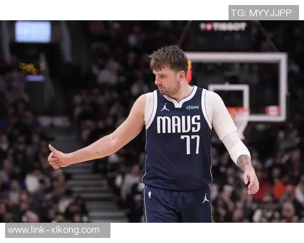 东契奇伤病状态升级为出战成疑明日能否回归NBA杯成焦点