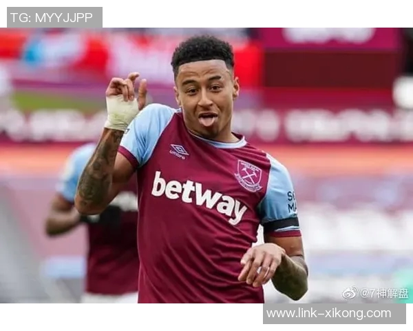 林加德与莱切特场上冲突激烈双方互推互搡引发热议