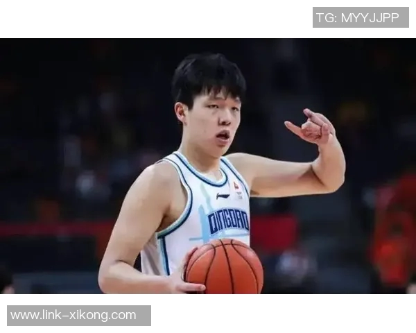 杨瀚森回忆初到美国的艰辛经历与饮食困扰 杨瀚森回忆初到美国的艰辛经历与饮食困扰