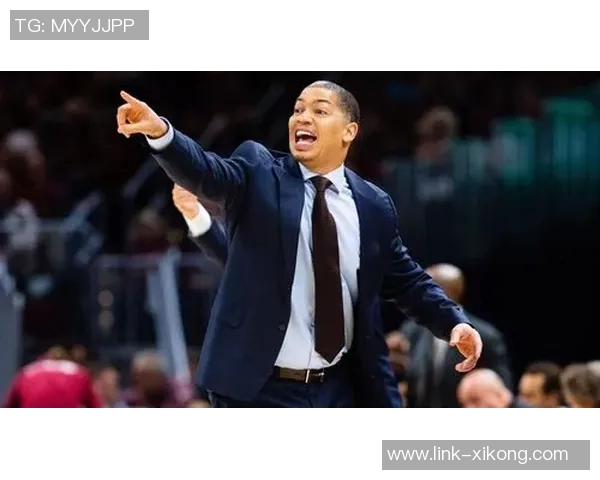 太阳主帅赞马威表现出色称其不断设定新目标并严格要求自己 太阳主帅赞马威表现出色称其不断设定新目标并严格要求自己