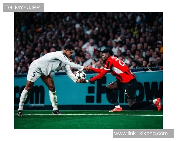 米兰迎来挑战连续三轮未胜即将客战蓝黑双雄与罗马争锋 米兰迎来挑战连续三轮未胜即将客战蓝黑双雄与罗马争锋