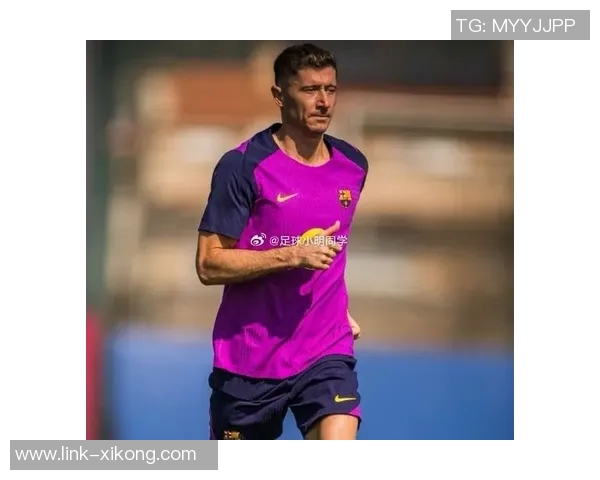 莱万遭遇重伤左大腿肌肉撕裂预计缺阵四到六周 莱万遭遇重伤左大腿肌肉撕裂预计缺阵四到六周