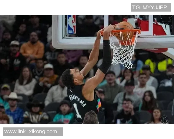 尚帕尼盛赞文班训练效果未来表现将更加令人惊叹